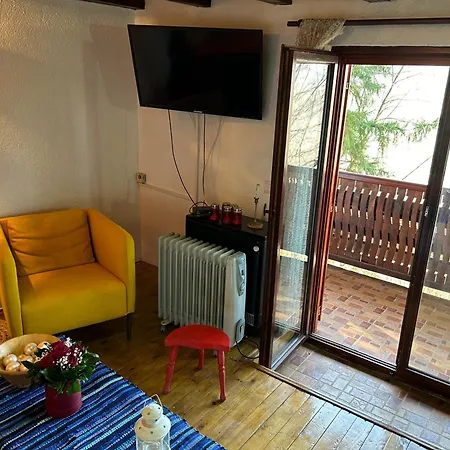 Planinska Kuca Bogdanovic * Jarmenovci