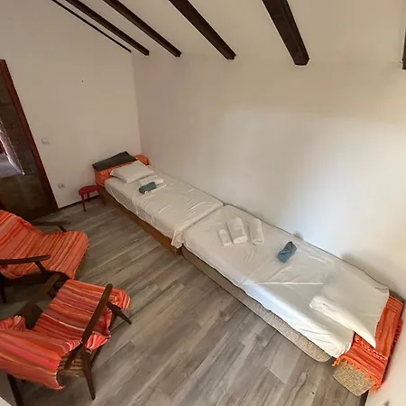 Planinska Kuca Bogdanovic 펜션 *